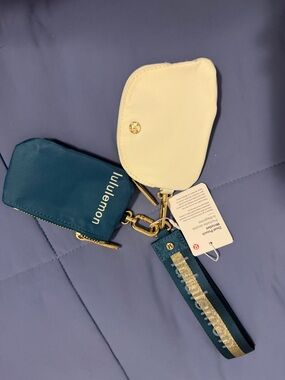Lululemon Dual Pouch Wristlet – Teal/Cream/Gold – NWT